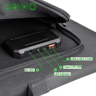 Czarny elastyczny przenośny składany panel słoneczny o mocy 100 W do ładowarki do laptopa / kempingu na zewnątrz